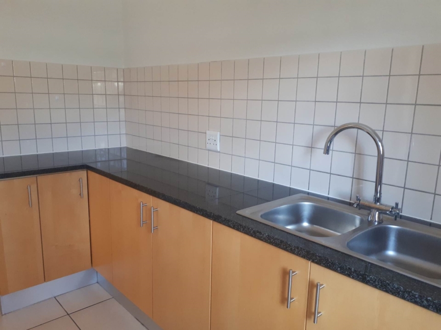 To Let 3 Bedroom Property for Rent in Plattekloof Western Cape